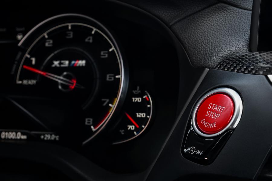 Панель приборов BMW X3 M Competition (F97) 2019 года  (WW) (фото 39 из 85)